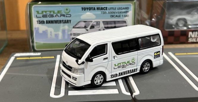 EraCar 1/64 LITTLE LEGARD 15th ANNIVERSARY TOYOTA HIACE