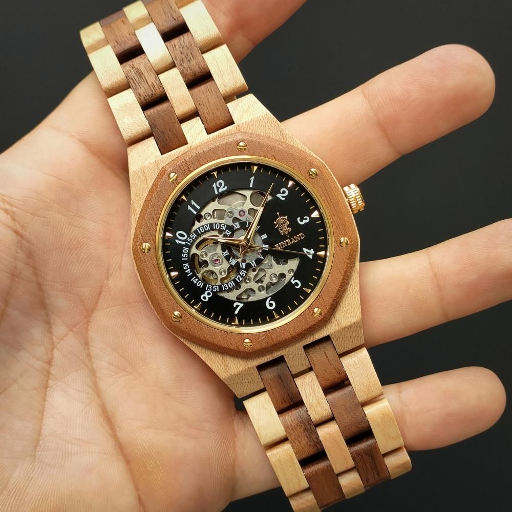 EINBAND Meteor Walnut & Maple wood ブラック文字盤 46mm 自動巻き木製腕時計 -  木製腕時計・ウッドウォッチのお店　 EINBAND～アインバンド～