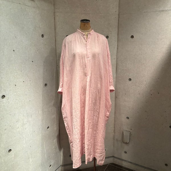 suzuki takayuki peasant dress<img class='new_mark_img2' src='https://img.shop-pro.jp/img/new/icons23.gif' style='border:none;display:inline;margin:0px;padding:0px;width:auto;' />