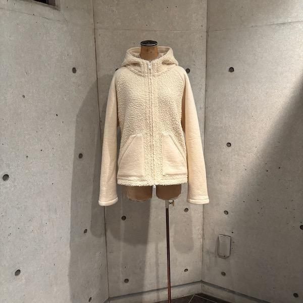 SUNSHINE+CLOUD BEACH COMBING