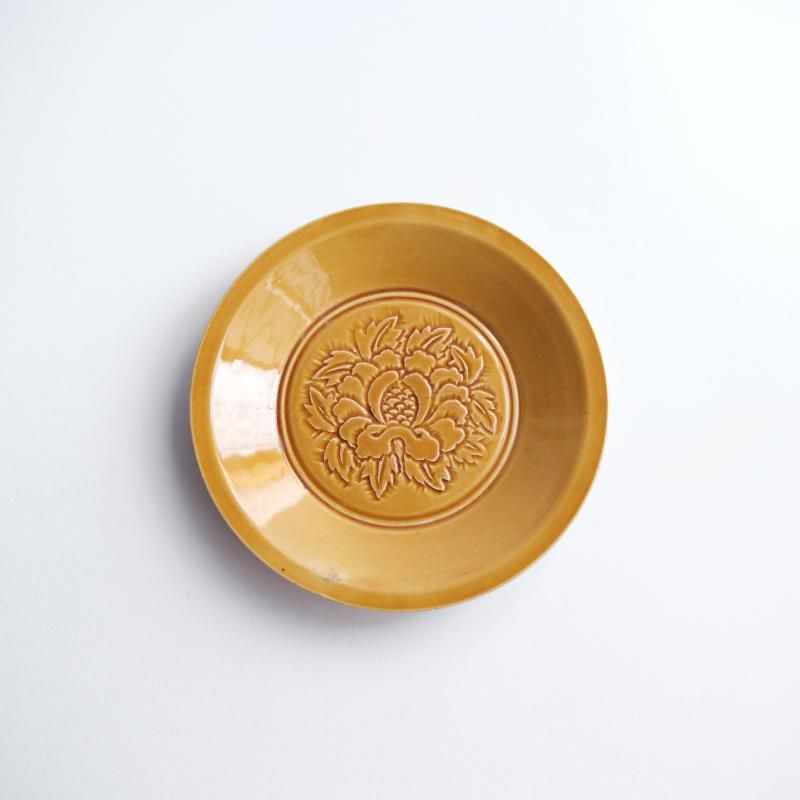 珉平焼 黄釉浮彫龍紋小判皿　銀継ぎ 珉平焼黄釉牡丹文皿 - わより