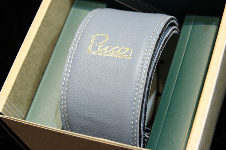 Picco Straps 2.5" Premium Leather Guitar Strap Picco Blue / CreamֺŹ