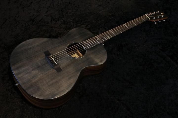 NAGI GUITARS kuro #172725ֺŹ