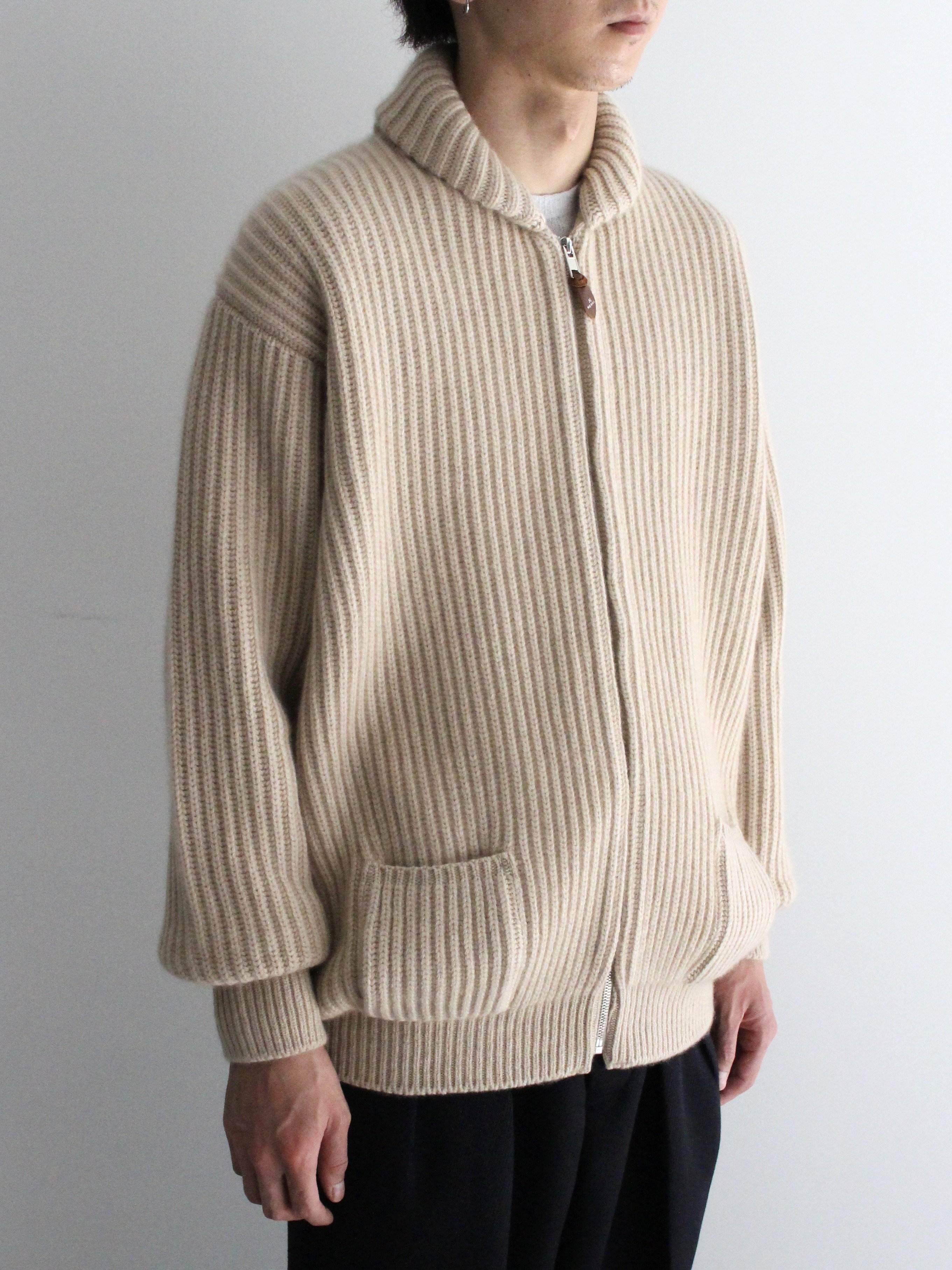 HERILL 22aw Goldencash Cowichan sweater着丈69襟除く