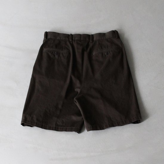 NEAT NEAT Chino Shorts - DARK OLIVE - PURAS