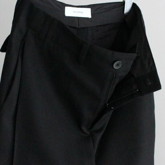 Lea Boberg D.P. TROUSERS/BRITISH WOOL CREPE - BLACK - PURAS