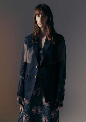 <img class='new_mark_img1' src='https://img.shop-pro.jp/img/new/icons8.gif' style='border:none;display:inline;margin:0px;padding:0px;width:auto;' />SHEER GRACE JACKET