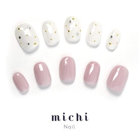 いつでもピンクが魅力的♪くすみピンクがメインの冬ネイルをご紹介