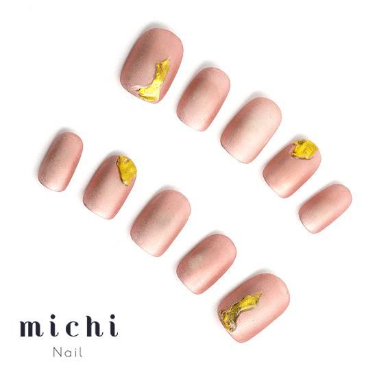 コッパーピンクのニュアンスマットネイル- ネイルチップ(つけ爪)専門店