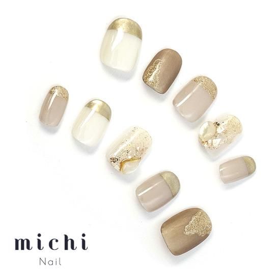 グレージュ×先端ミラーの大人可愛いキラキラニュアンスネイル- ネイル