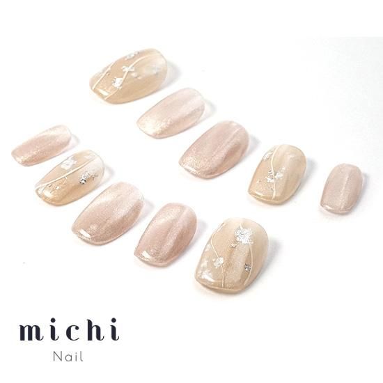 シャンパンベージュの大人ニュアンスネイル- ネイルチップ専門店ミチネイル