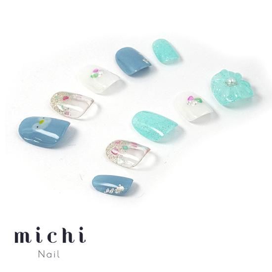ほっこりぺんぎんの涼しげネイル- ネイルチップ専門店ミチネイル