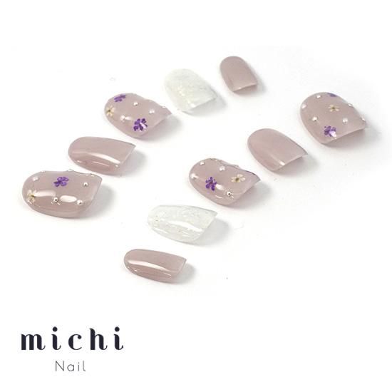 押し花とパールでドット柄風ネイル- ネイルチップ専門店ミチネイル