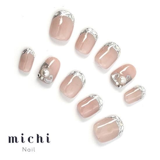 ヌーディーピンクのガラスフレンチネイルネイルチップ専門店