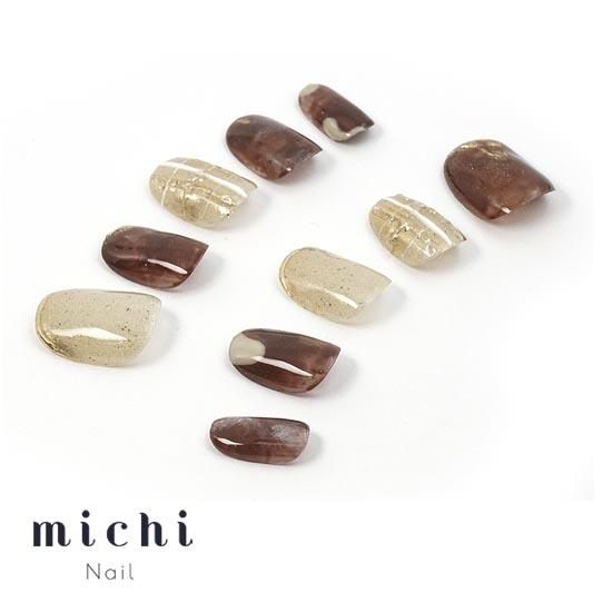ニュアンスブラウンの立体チェックネイル- ネイルチップ専門店ミチネイル