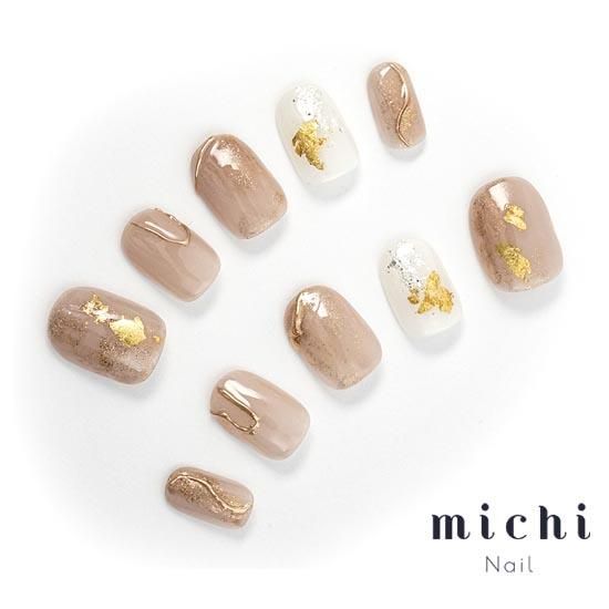 グレージュ＆ホワイトの大人ニュアンスミラーネイル- ネイル