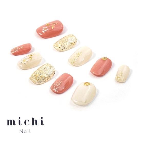 パールのフラワーネイル- ネイルチップ専門店ミチネイル