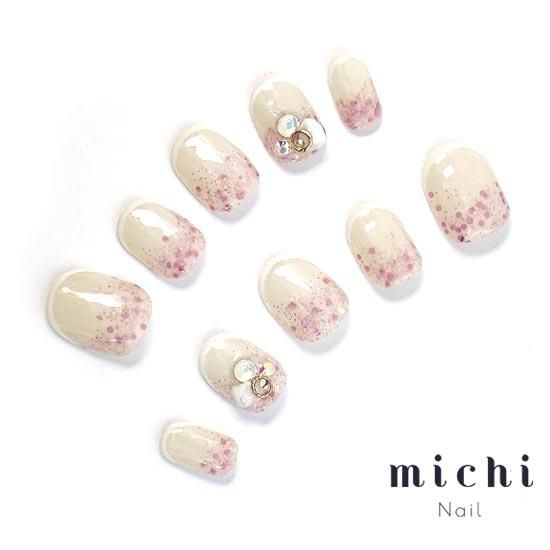 降り注ぐホログラム×スキニーフレンチネイル- ネイルチップ専門店