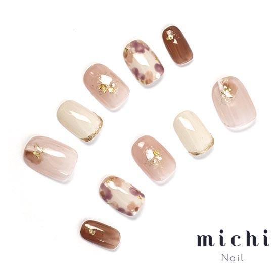 ♡大人な春のブラウンフラワー♡ ネイルチップ　ハンドメイド ネイルチップ｜くすみピンクブラウンの大人可愛いニュアンス
