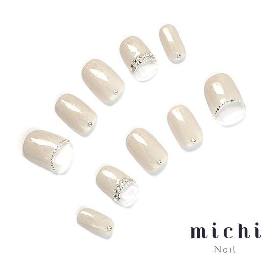 正統派花嫁のためのブライダルネイル- ネイルチップ専門店ミチネイル