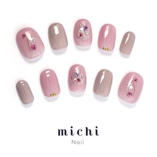 グレージュ フラワー ネイルチップ ピンク×グレージュのフラワーネイル- ネイルチップ専門店ミチネイル