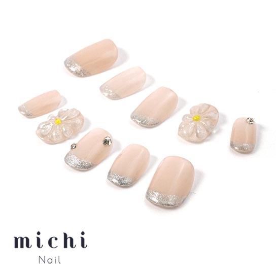 サイズオーダー　ネイルチップ　フラワーネイル　マグネット　ベージュ　キラキラ No.6】♢チップケース付き♢ぷっくりフラワー ベージュ