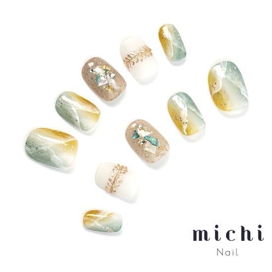 【サイズオーダー】ニュアンスネイル　ネイルチップ　くすみグリーン ネイルチップ くすみグリーン ブラウン ニュアンスネイル 緑