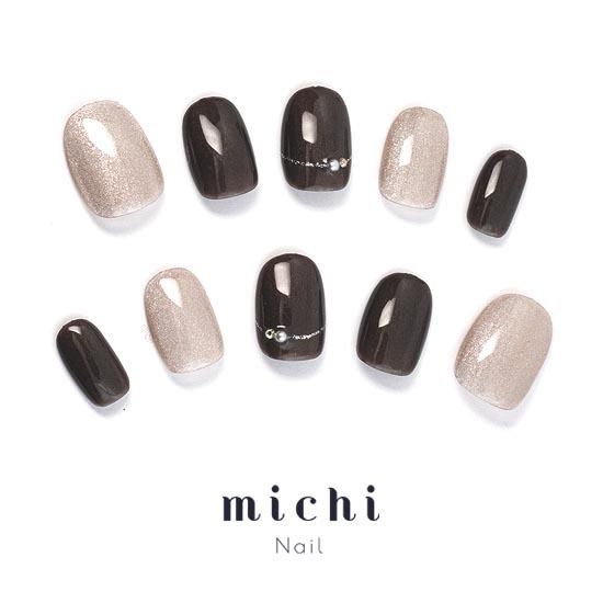 ブラウンカラーのシンプルネイル- ネイルチップ専門店ミチネイル