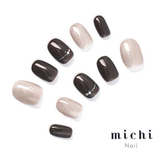 ブラウンカラーのシンプルネイル- ネイルチップ専門店ミチネイル