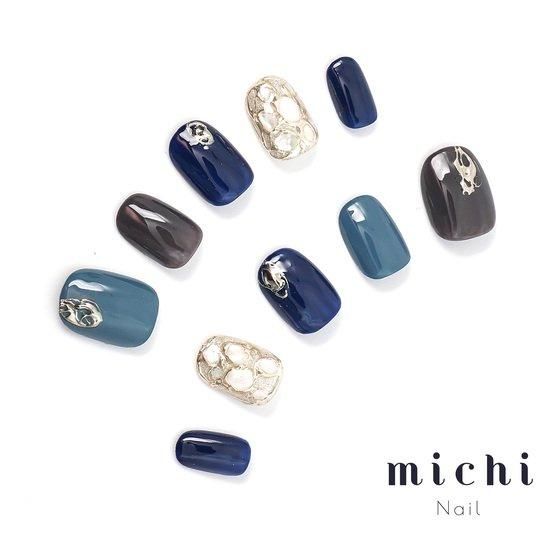シェルビジューとネイビーネイル- ネイルチップ専門店ミチネイル