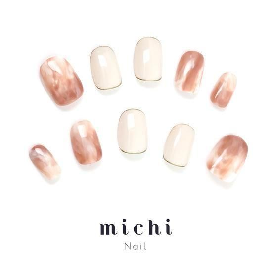 ミルキーニュアンス ネイルチップ ミルキーとスモーキーブラウンのニュアンスネイルチップ(517 - ネイル