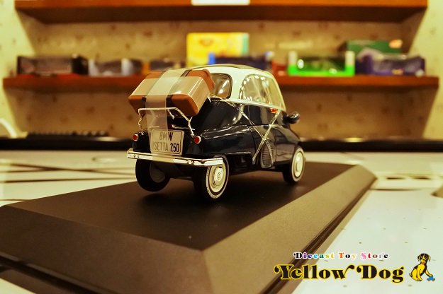 レベル 1/18 BMW イセッタ 250 ブルー / ホワイト - Diecast Toy Store Yellow Dog 【イエロードッグ】  ミニカー・おもちゃ・雑貨の店
