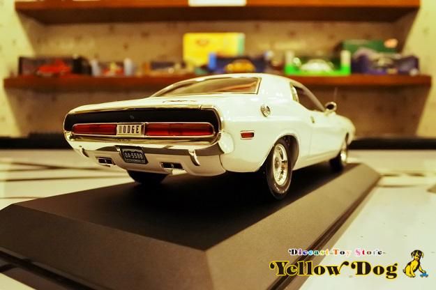 グリーンライト 1/18 1970 ダッジ チャレンジャー R/T ホワイト - Diecast Toy Store Yellow Dog  【イエロードッグ】 ミニカー・おもちゃ・雑貨の店