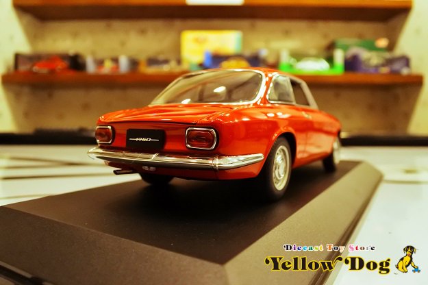 オートアート 1/18 1967 アルファロメオ 1750 GTV レッド - Diecast