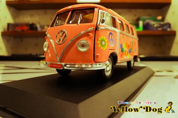 ヤトミン 1/18 1962 フォルクス ワーゲン マイクロバス ピンク フラワー パワー エディション - Diecast Toy Store  Yellow Dog 【イエロードッグ】 ミニカー・おもちゃ・雑貨の店