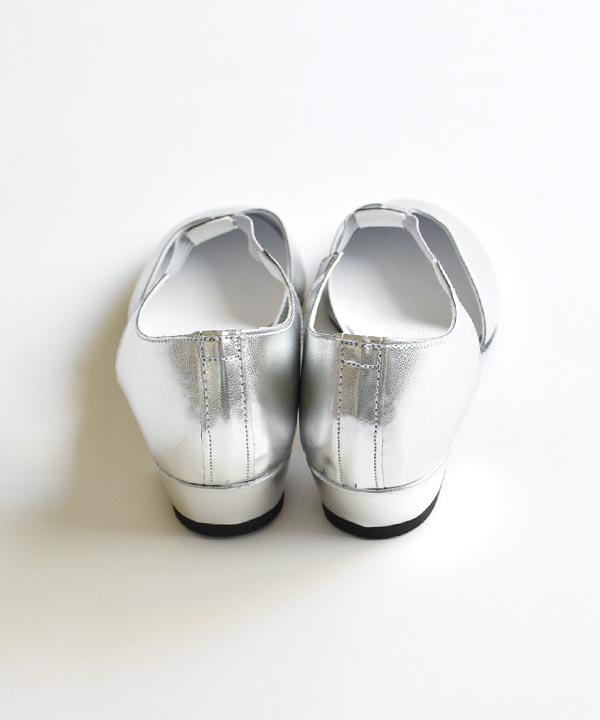 CATWORTH / Greek Dance Sandal（シルバー）<img class='new_mark_img2' src='https://img.shop-pro.jp/img/new/icons52.gif' style='border:none;display:inline;margin:0px;padding:0px;width:auto;' />