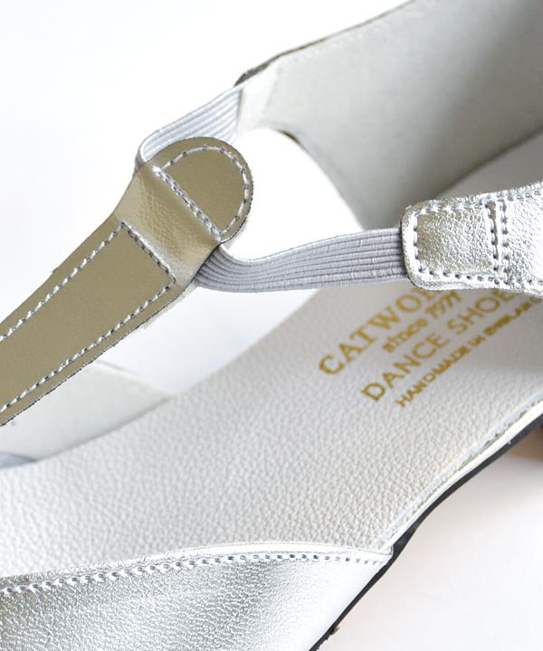 CATWORTH / Greek Dance Sandal（シルバー）<img class='new_mark_img2' src='https://img.shop-pro.jp/img/new/icons52.gif' style='border:none;display:inline;margin:0px;padding:0px;width:auto;' />