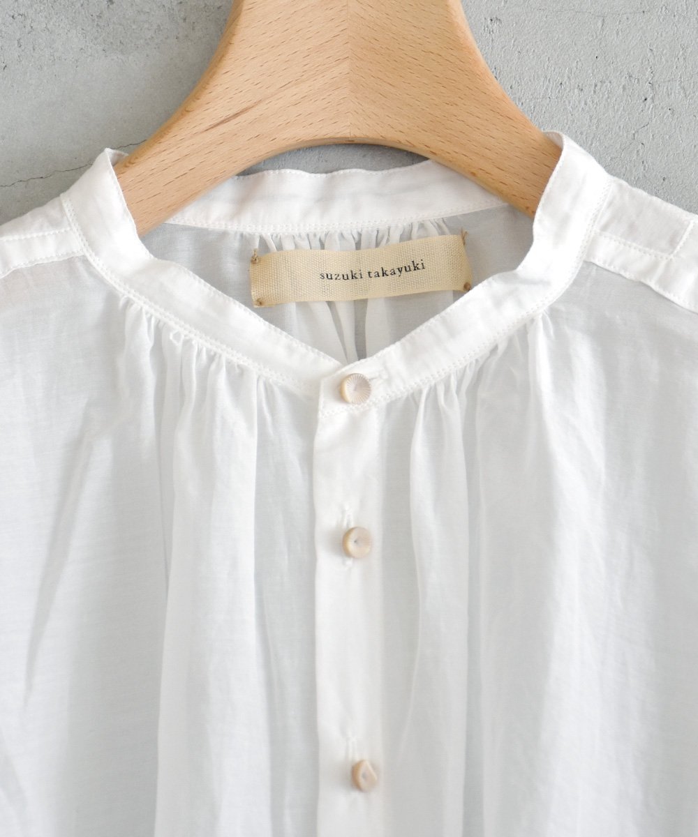 puff-sleeve blouse（nude）<img class='new_mark_img2' src='https://img.shop-pro.jp/img/new/icons1.gif' style='border:none;display:inline;margin:0px;padding:0px;width:auto;' />
