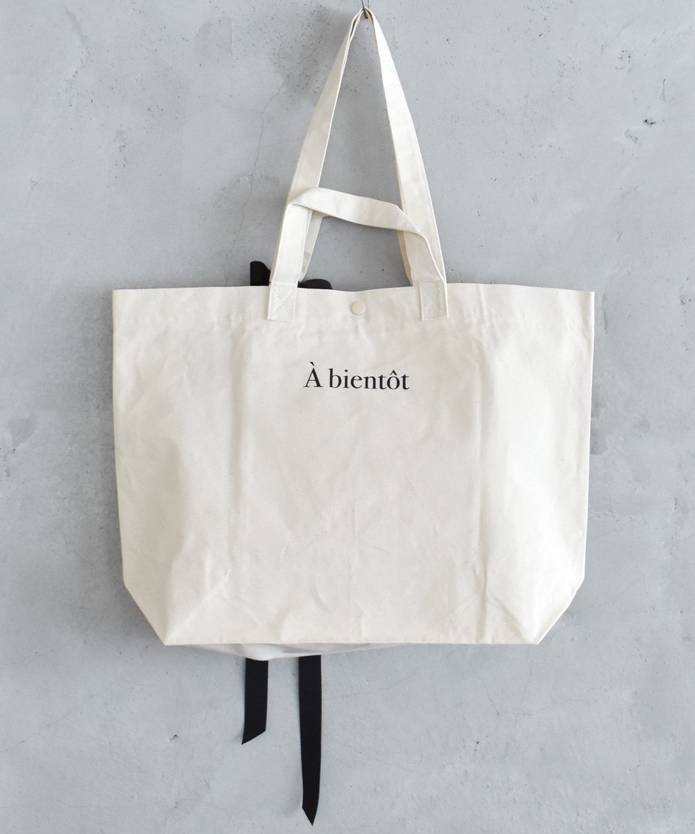 Bonjour Tote Bag（エクリュ）<img class='new_mark_img2' src='https://img.shop-pro.jp/img/new/icons1.gif' style='border:none;display:inline;margin:0px;padding:0px;width:auto;' />