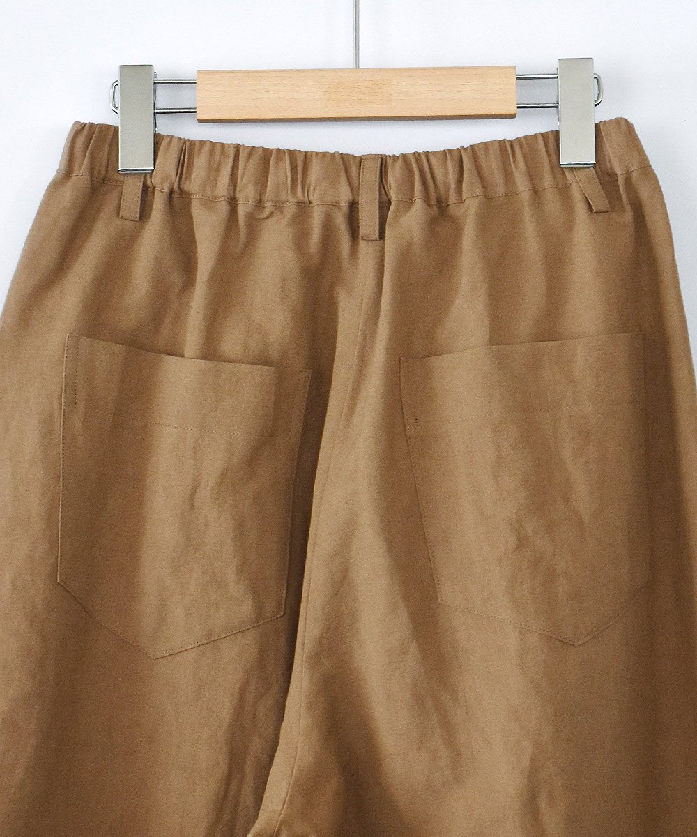 Bilitis dix-sept ans / Extra Wide Pants（ブラウン）<img class='new_mark_img2' src='https://img.shop-pro.jp/img/new/icons1.gif' style='border:none;display:inline;margin:0px;padding:0px;width:auto;' />