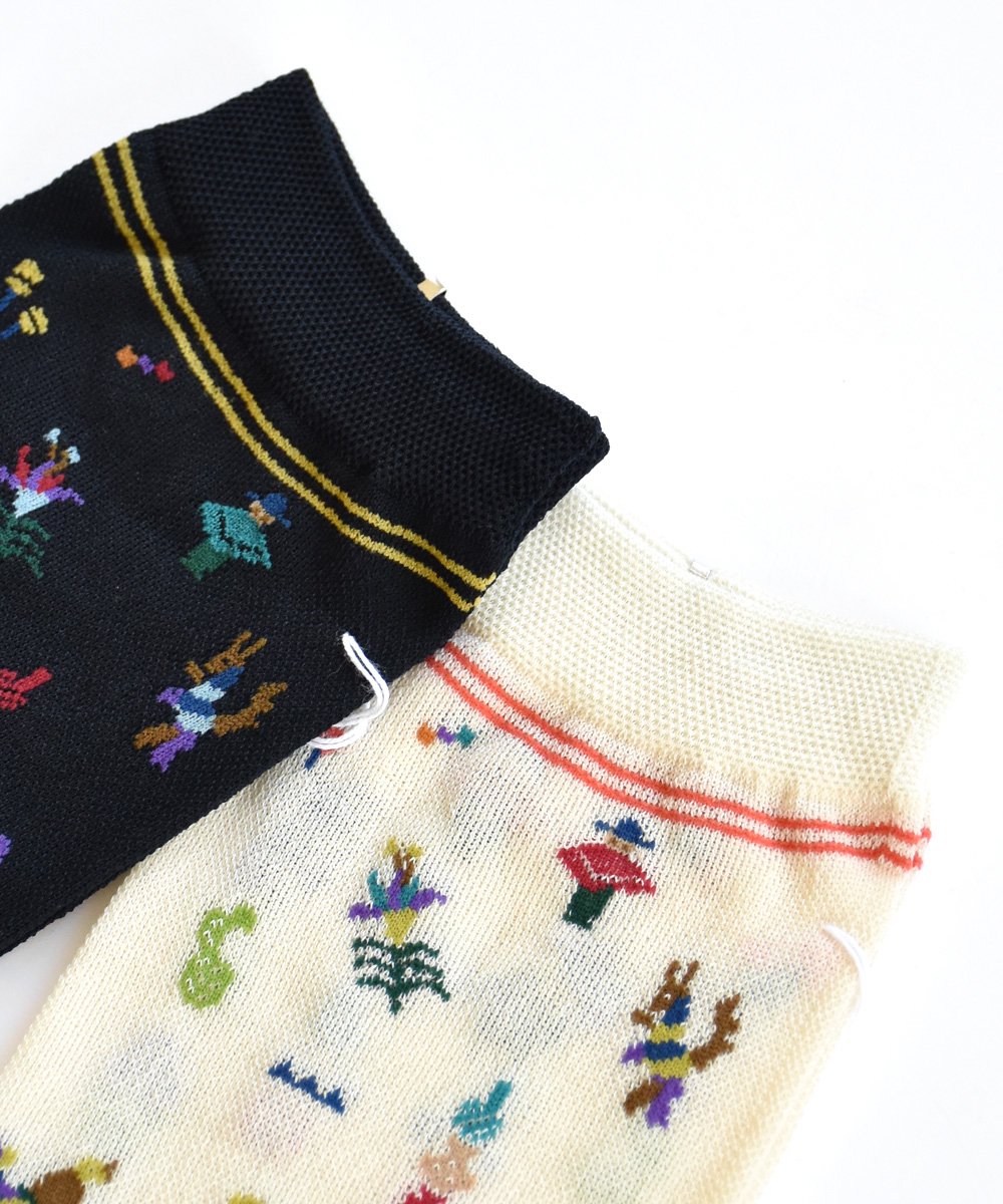 CACTUS TOWN SOCKS<img class='new_mark_img2' src='https://img.shop-pro.jp/img/new/icons1.gif' style='border:none;display:inline;margin:0px;padding:0px;width:auto;' />