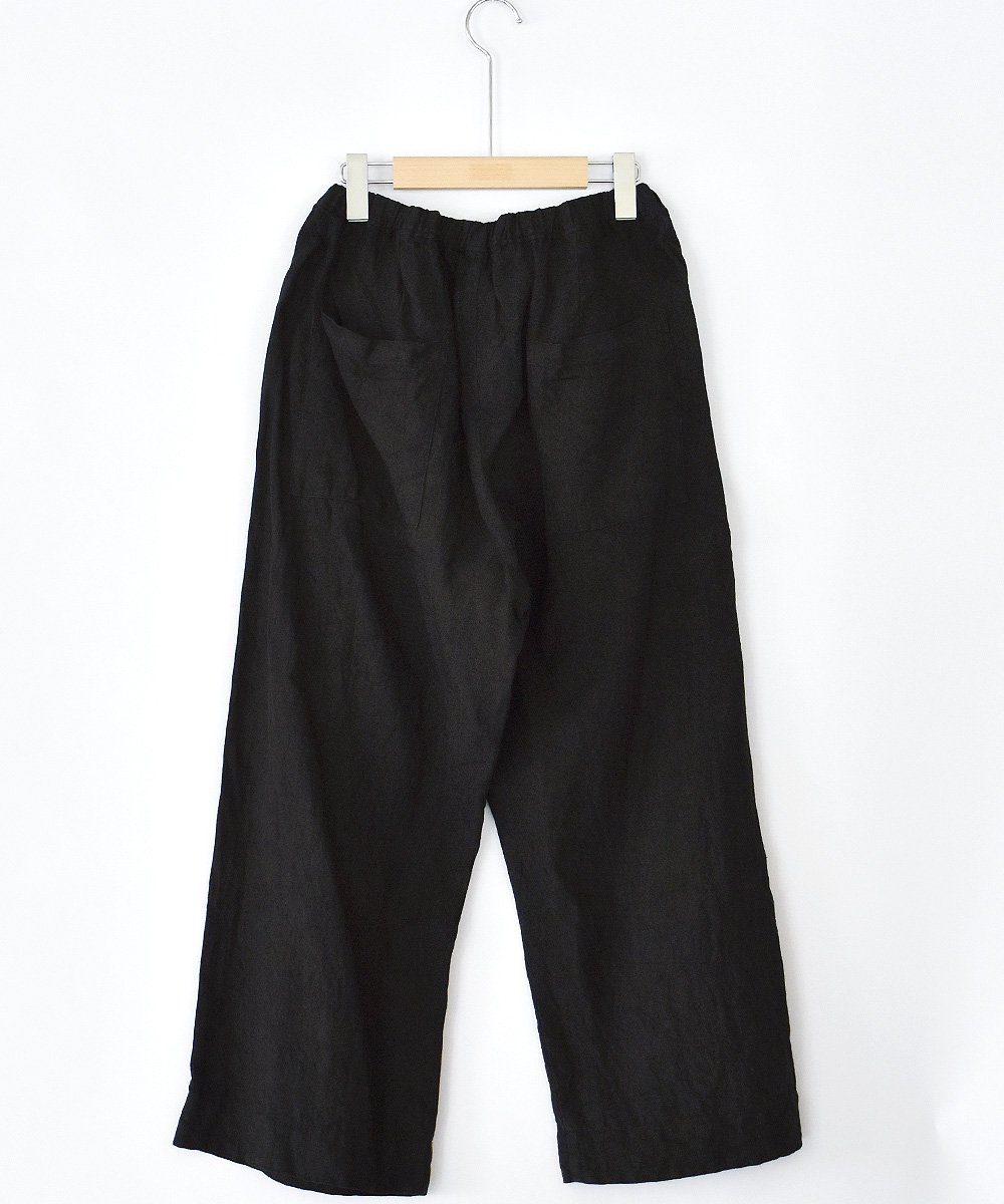 LINEN TWILL SHORT ATELIER PANTS（ブラック） <img class='new_mark_img2' src='https://img.shop-pro.jp/img/new/icons1.gif' style='border:none;display:inline;margin:0px;padding:0px;width:auto;' />
