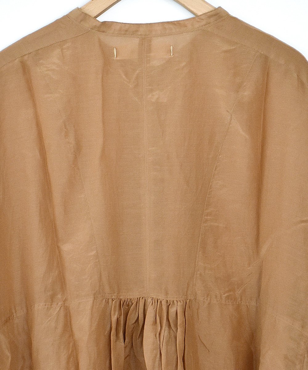 broad blouse（fallen leaf）<img class='new_mark_img2' src='https://img.shop-pro.jp/img/new/icons1.gif' style='border:none;display:inline;margin:0px;padding:0px;width:auto;' />