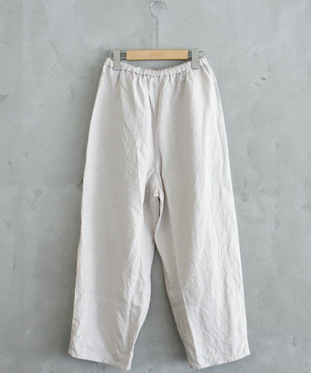 LINEN PERRIAND PANTS（グレイッシュホワイト）<img class='new_mark_img2' src='https://img.shop-pro.jp/img/new/icons1.gif' style='border:none;display:inline;margin:0px;padding:0px;width:auto;' />