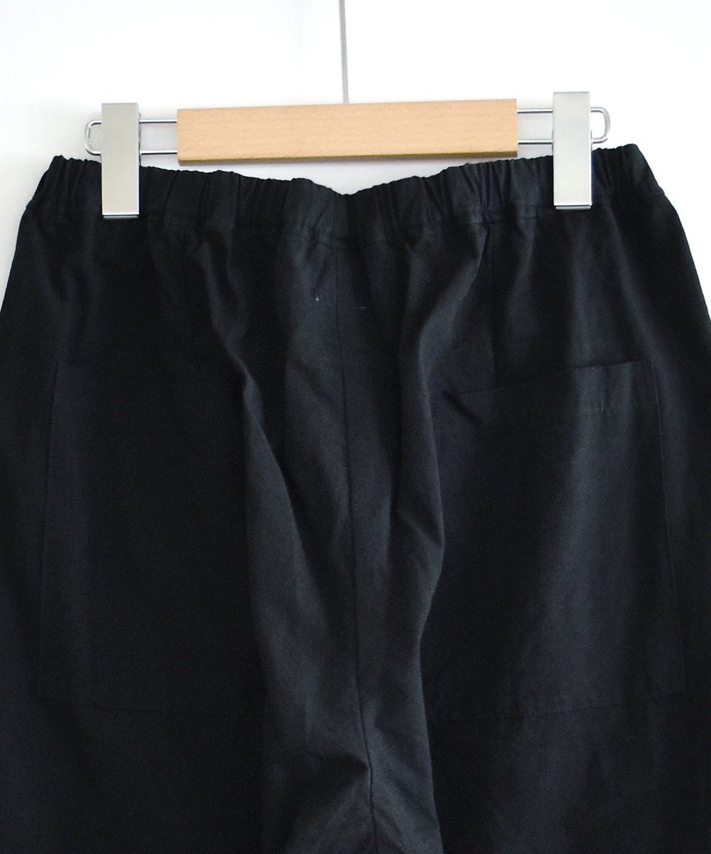 DRY COTTON ATELIER PANTS（ブラック） <img class='new_mark_img2' src='https://img.shop-pro.jp/img/new/icons1.gif' style='border:none;display:inline;margin:0px;padding:0px;width:auto;' />