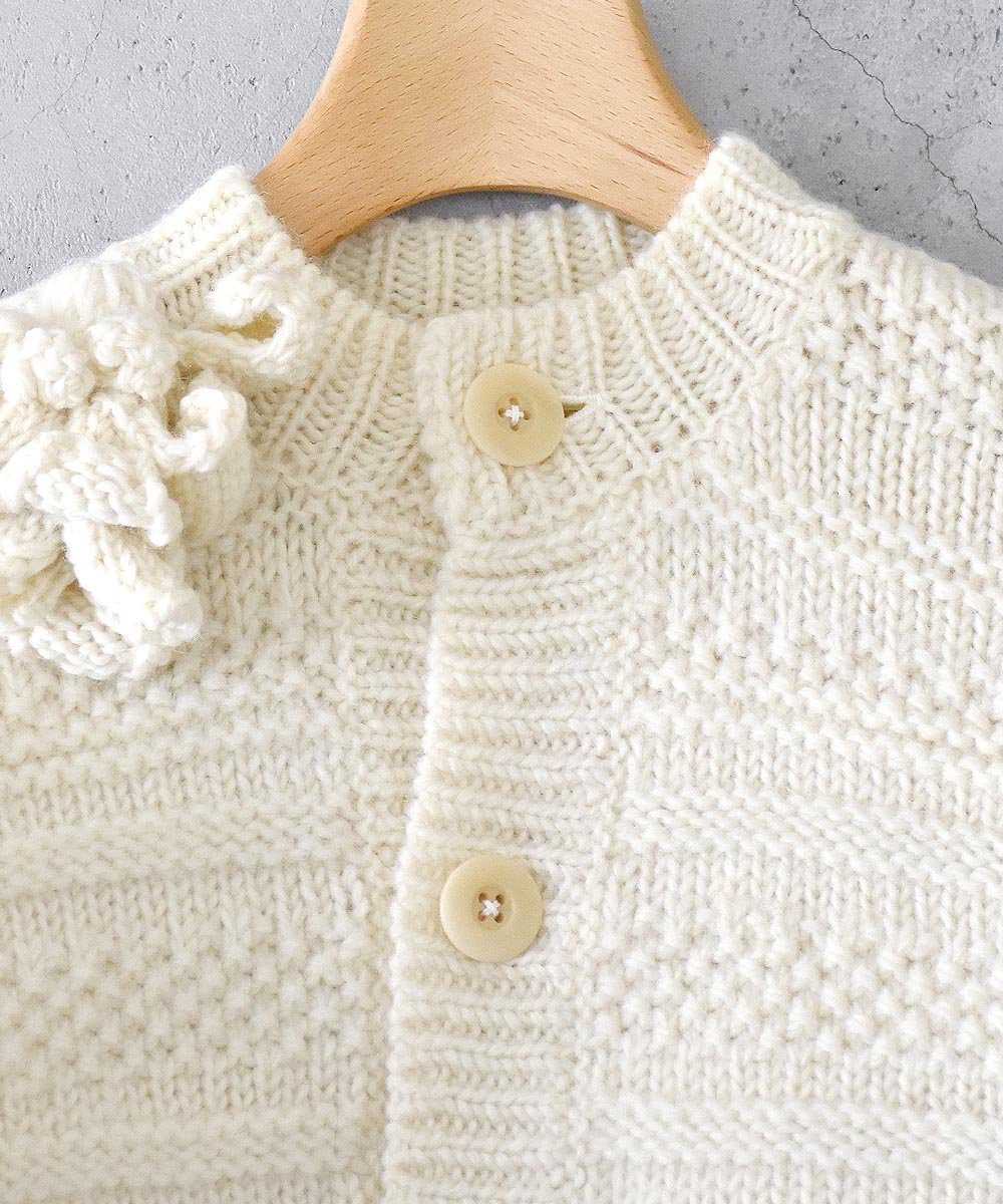 Hand Knit Cardigan（Ivory）<img class='new_mark_img2' src='https://img.shop-pro.jp/img/new/icons1.gif' style='border:none;display:inline;margin:0px;padding:0px;width:auto;' />