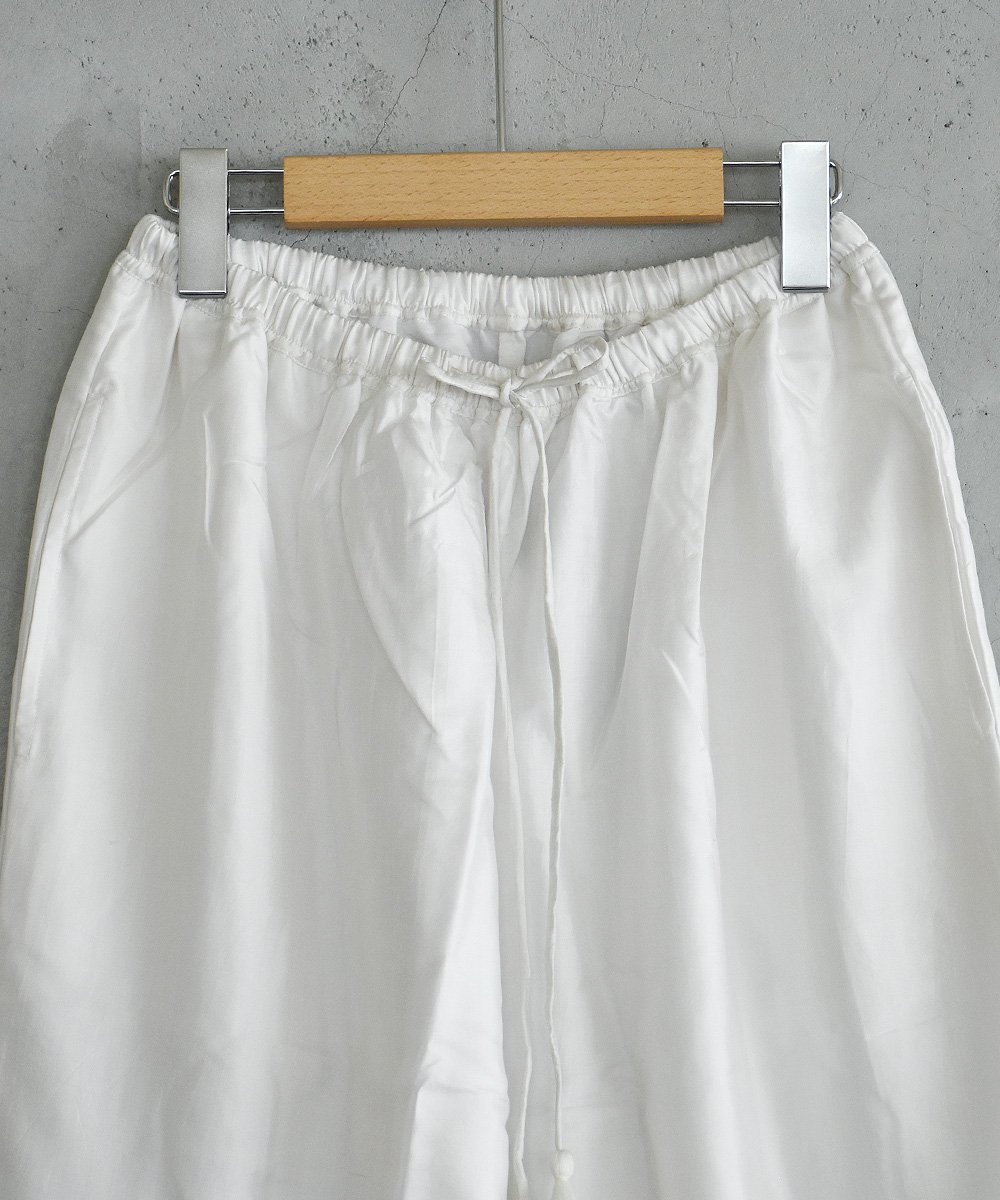 Hem Tuck Pants （B.White）