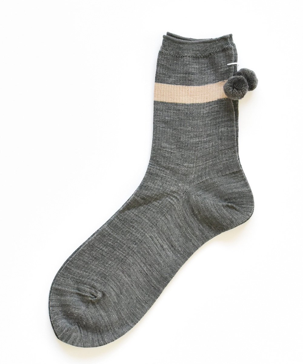PONPON SOCKS<img class='new_mark_img2' src='https://img.shop-pro.jp/img/new/icons1.gif' style='border:none;display:inline;margin:0px;padding:0px;width:auto;' />