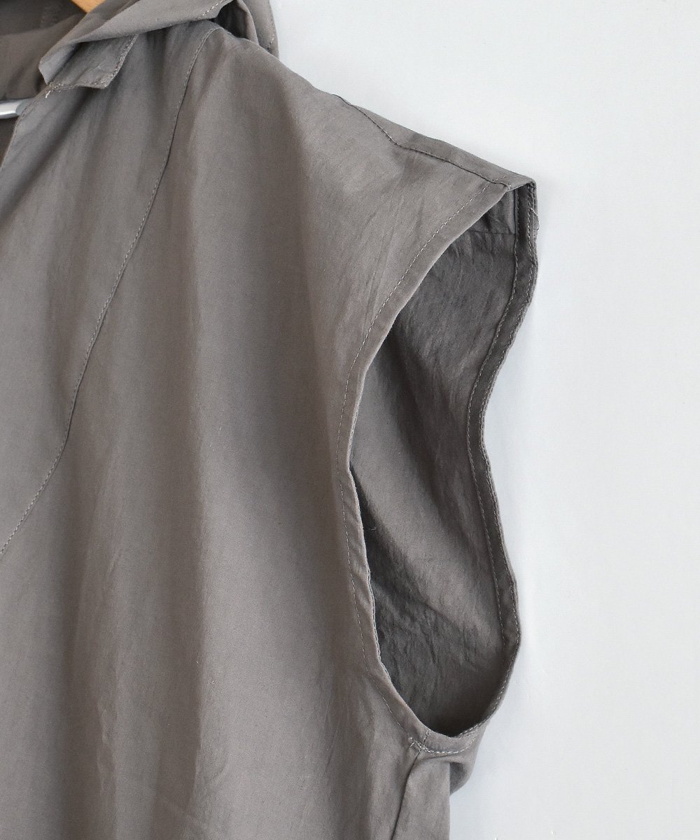 Sleeveless Hooded Shirts DressStone <img class='new_mark_img2' src='https://img.shop-pro.jp/img/new/icons1.gif' style='border:none;display:inline;margin:0px;padding:0px;width:auto;' />