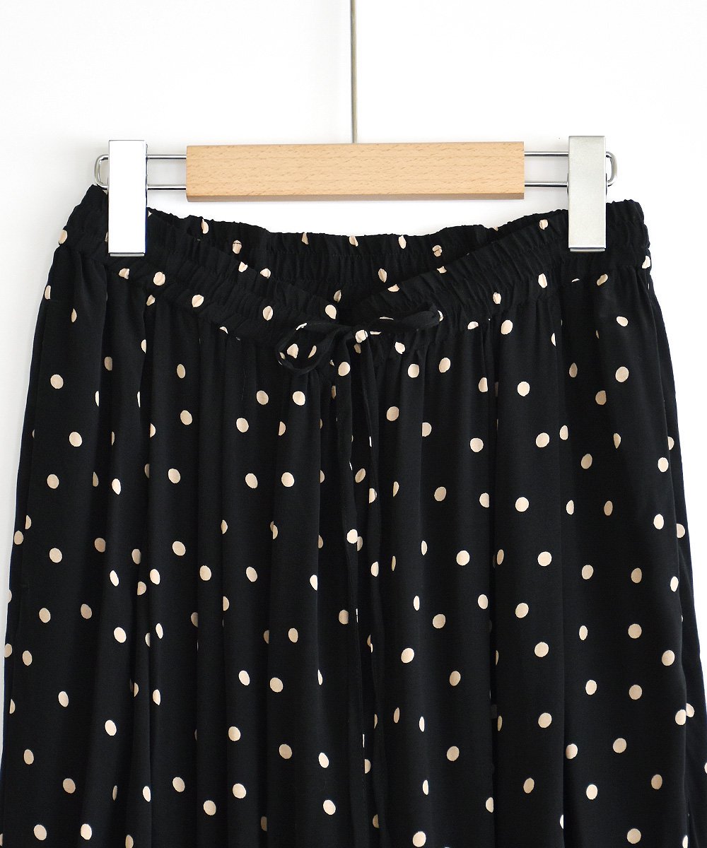 ROBE de PEAU / DOT WIDE PANTSBLACK<img class='new_mark_img2' src='https://img.shop-pro.jp/img/new/icons1.gif' style='border:none;display:inline;margin:0px;padding:0px;width:auto;' />